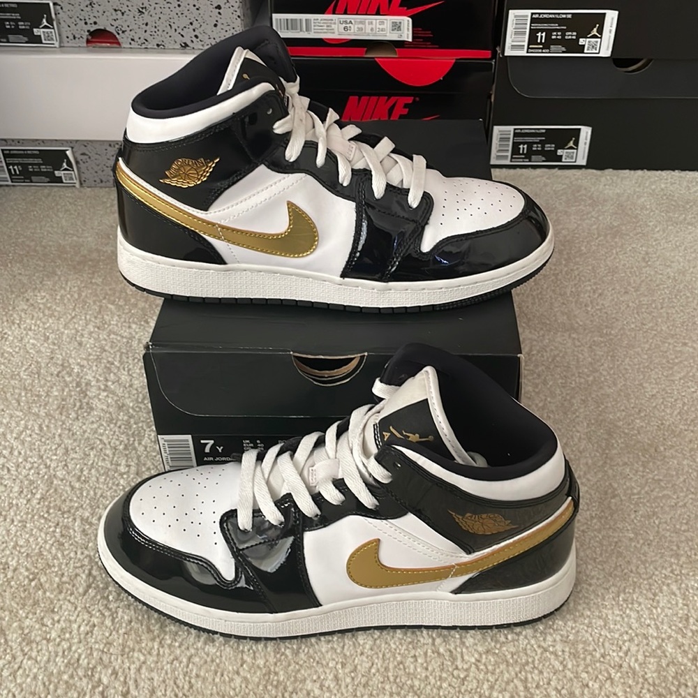 Jordan 1 mid GS